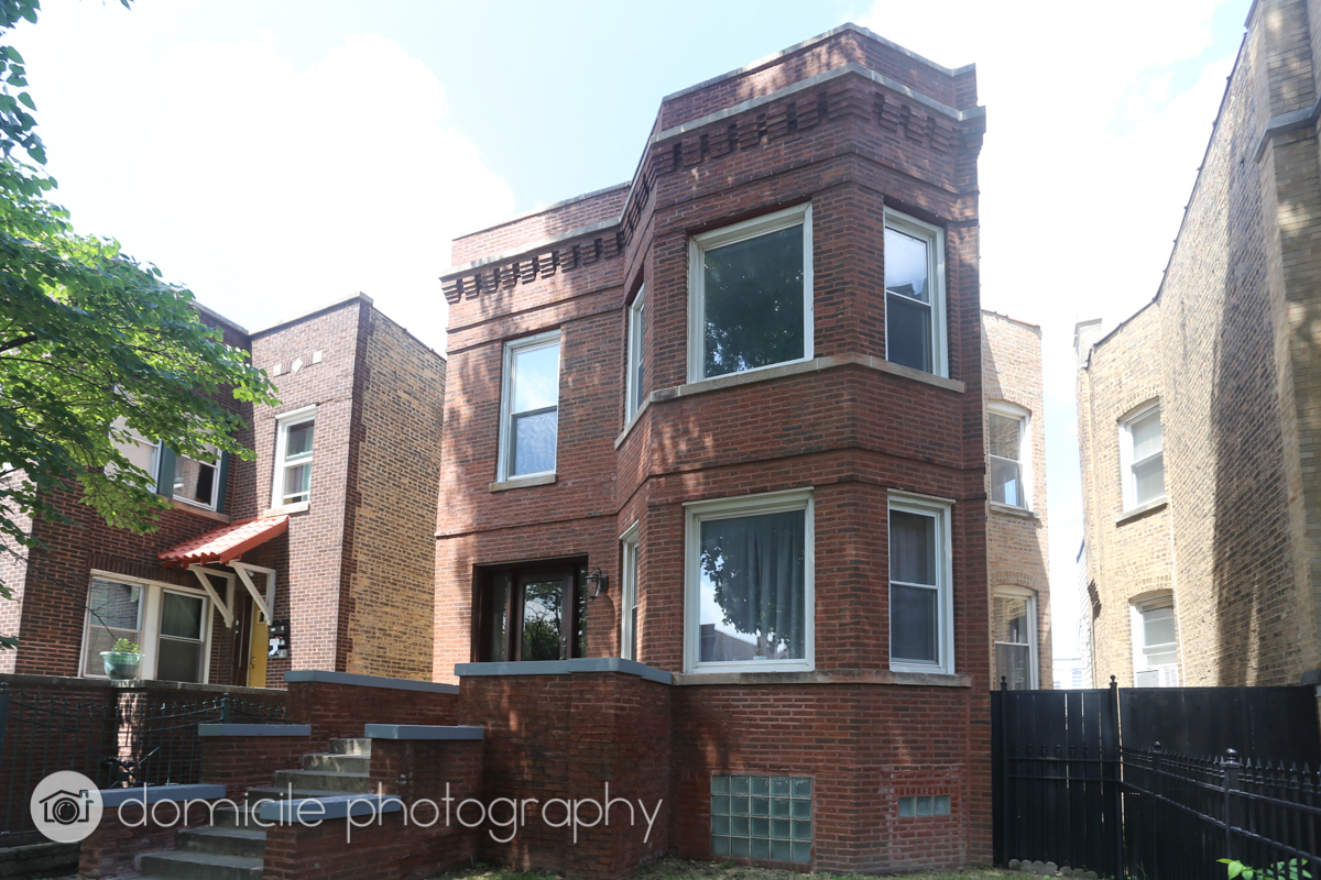 Property Photo: 4018 W Nelson Street 2 IL 60641