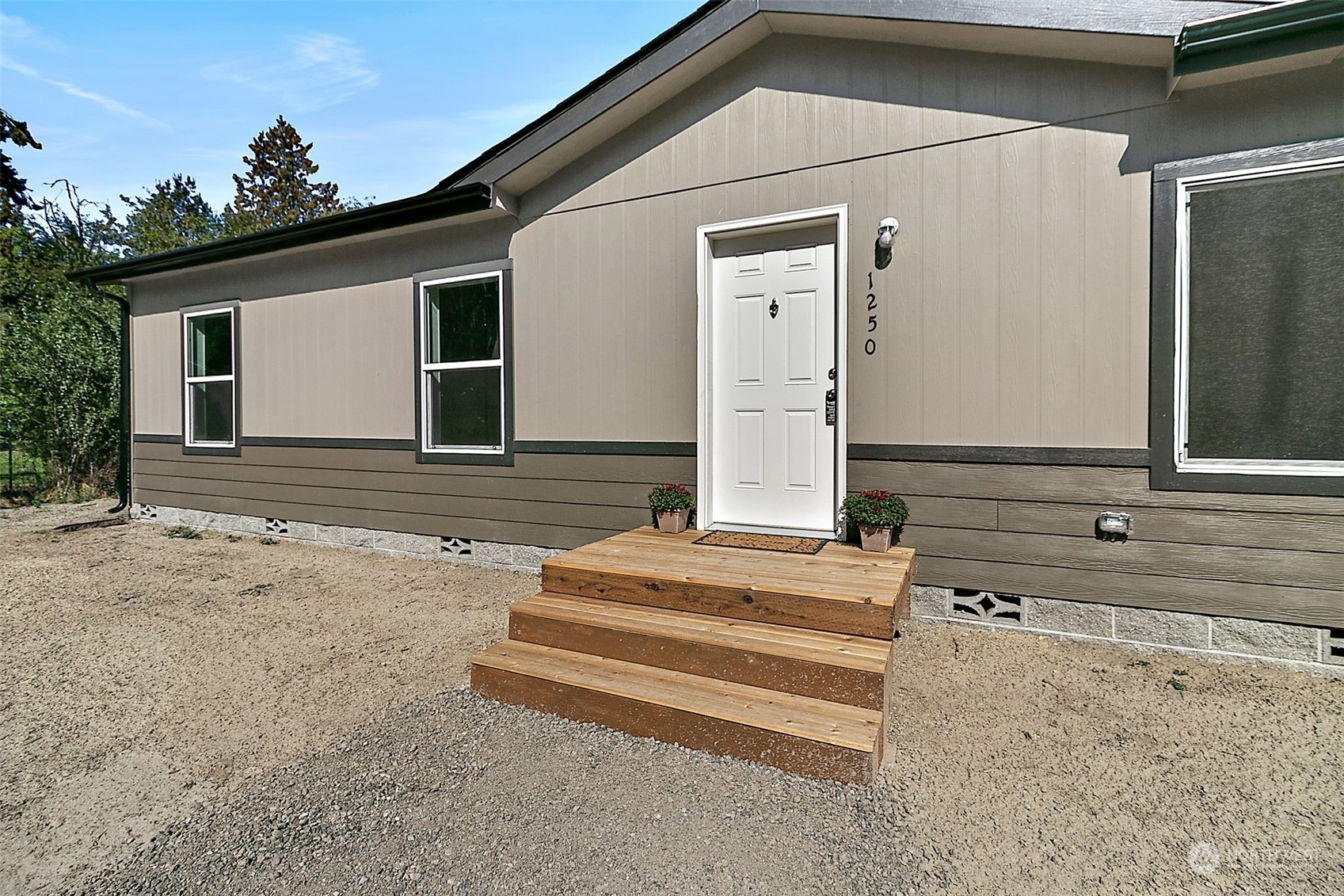 Property Photo: 1250 NE Echo Dr. WA 98311