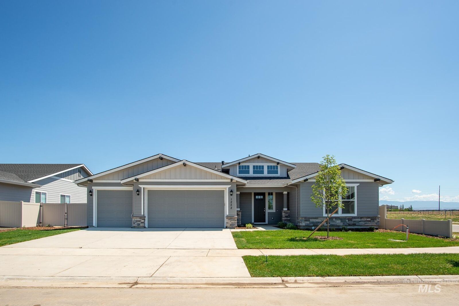 Property Photo:  1252 N Callander Way  ID 83669 