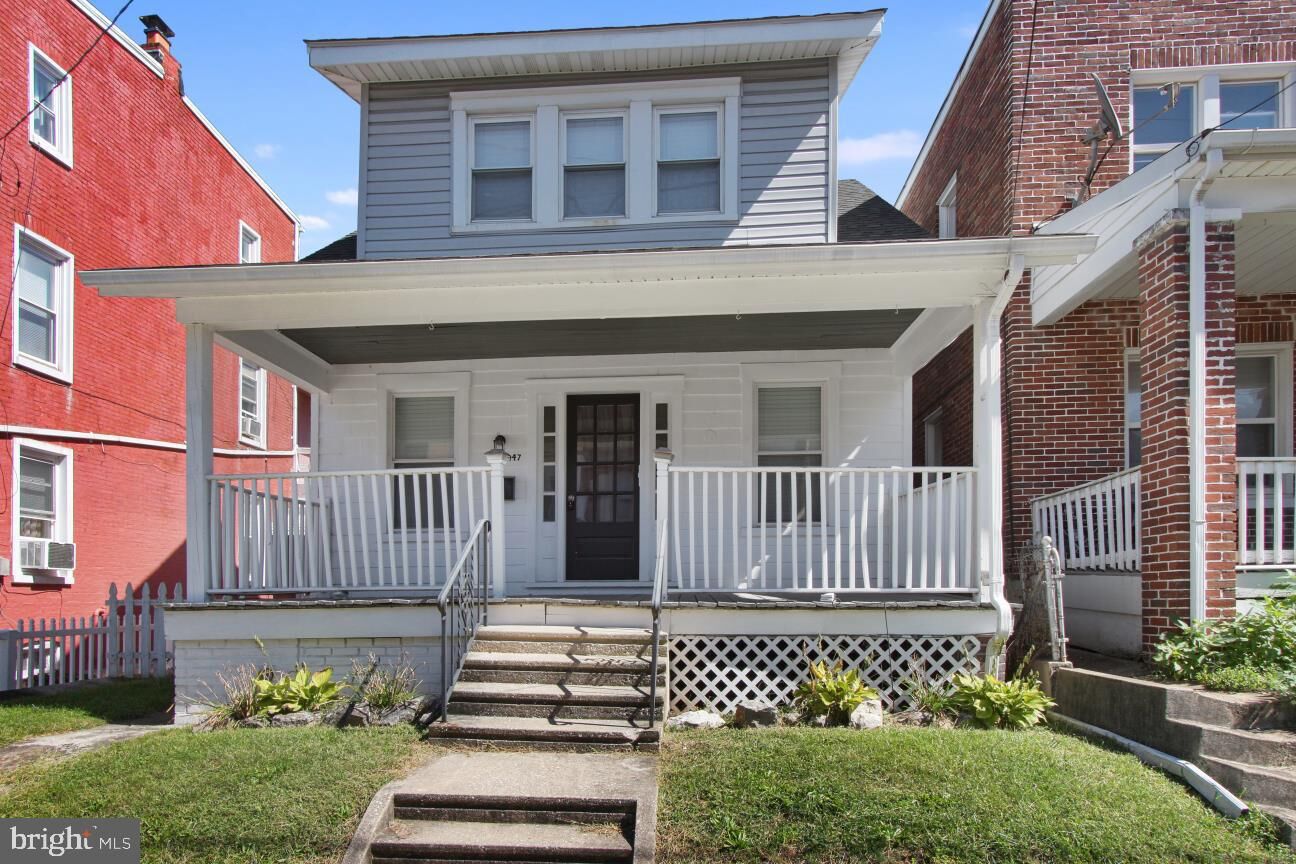 Property Photo: 947 N Duke Street PA 17404