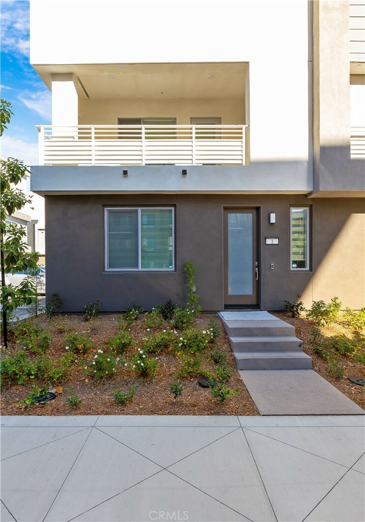 Property Photo:  1844 S. Westside Drive 1  CA 92805 