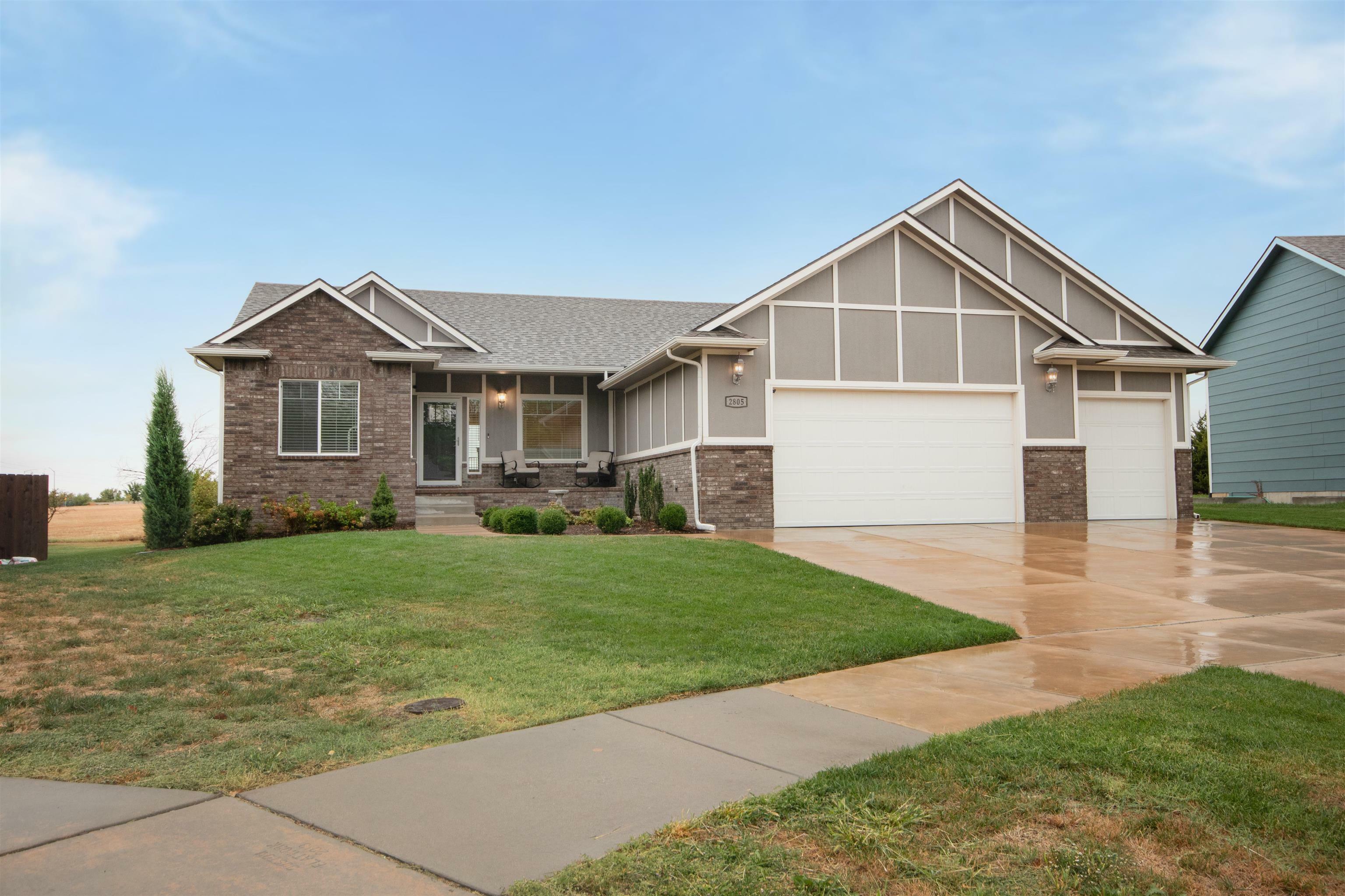 Property Photo:  2805 N Emerson Cir  KS 67037 