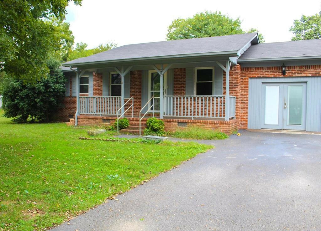 Property Photo: 449 Church Street TN 37338