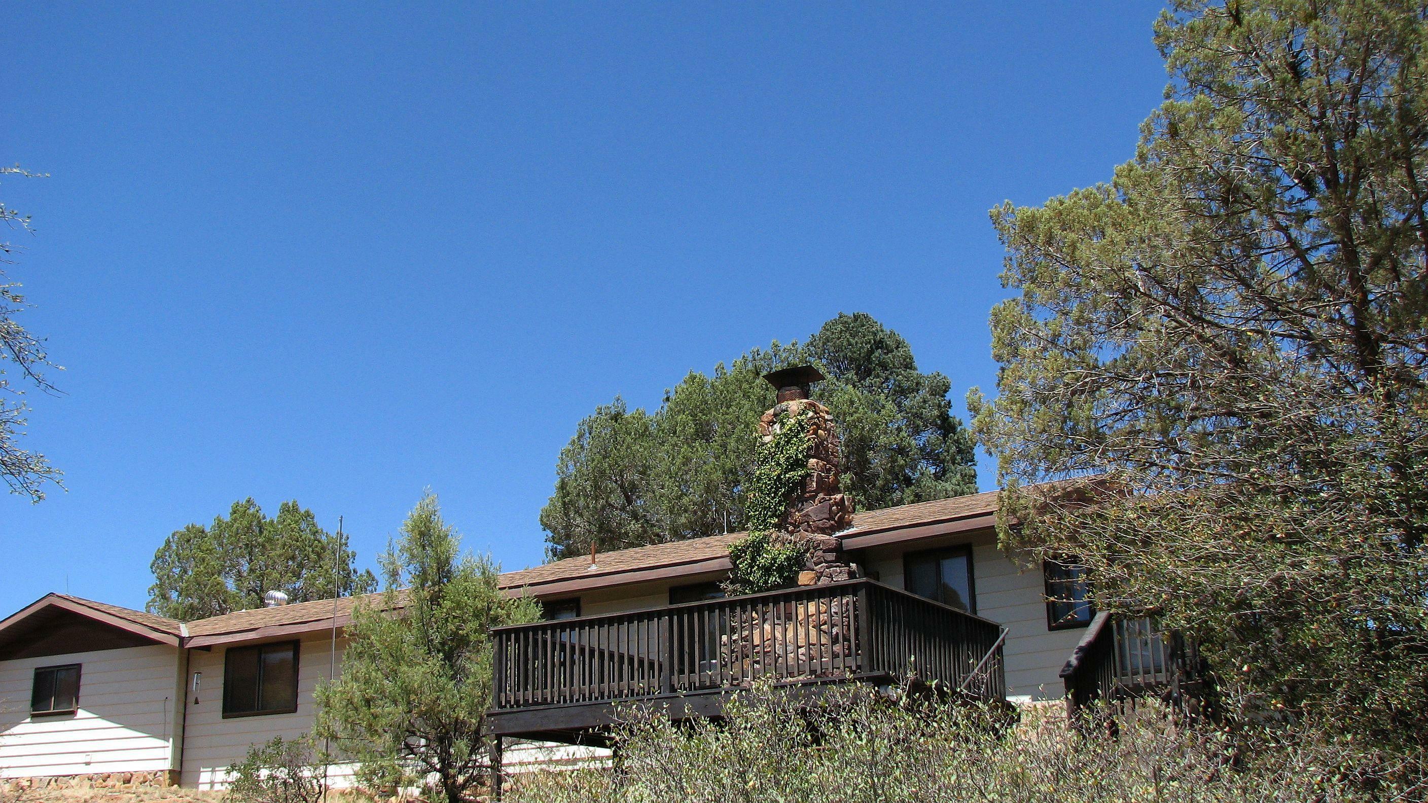 Property Photo:  197 W Gene Drive  AZ 85541 