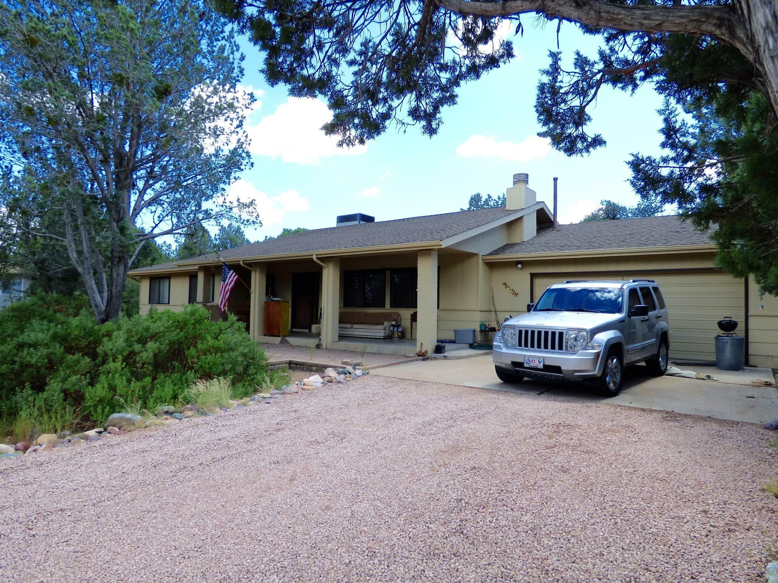 Property Photo:  1303 W Random Way  AZ 85541 