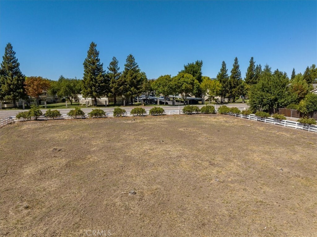 Property Photo:  2456 Creston Road  CA 93446 