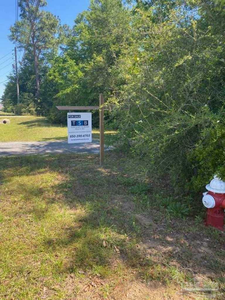 Property Photo:  1400 Hwy 297 A  FL 32533 