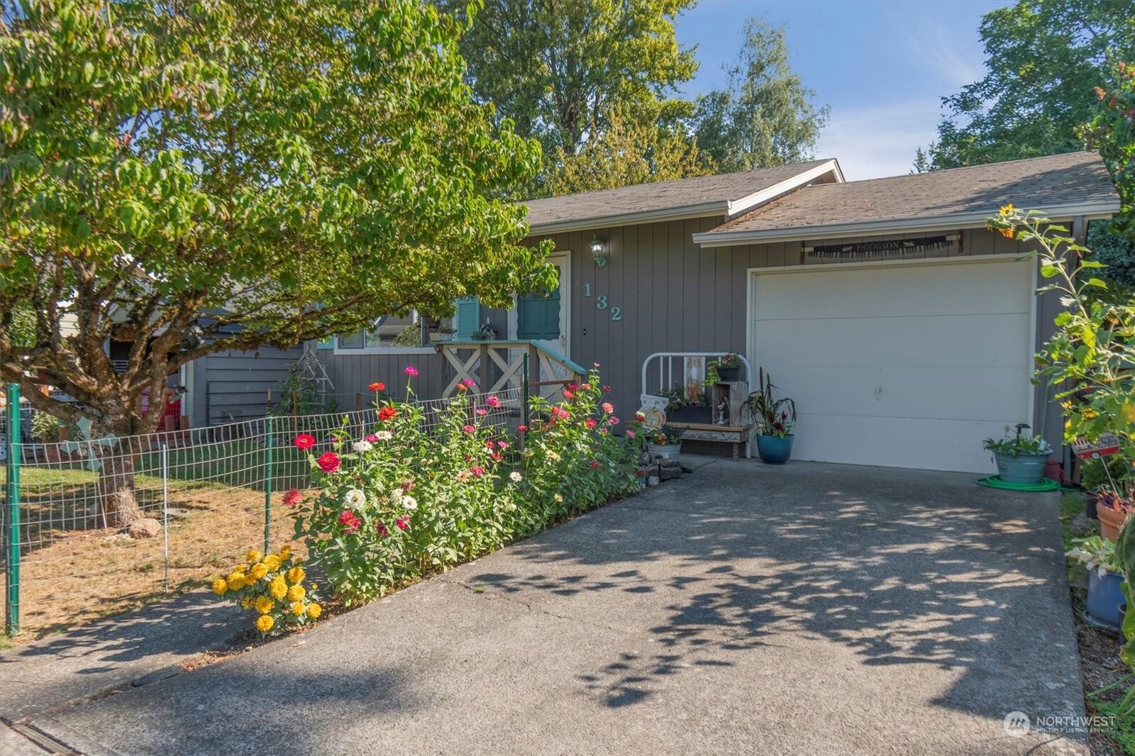 Property Photo:  132 Roake Avenue SE  WA 98611 