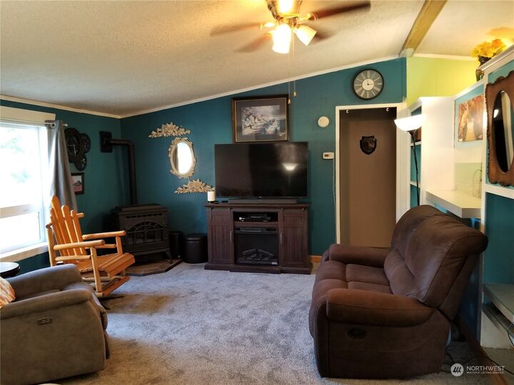 Property Photo:  3 Willow Lane  WA 99166 