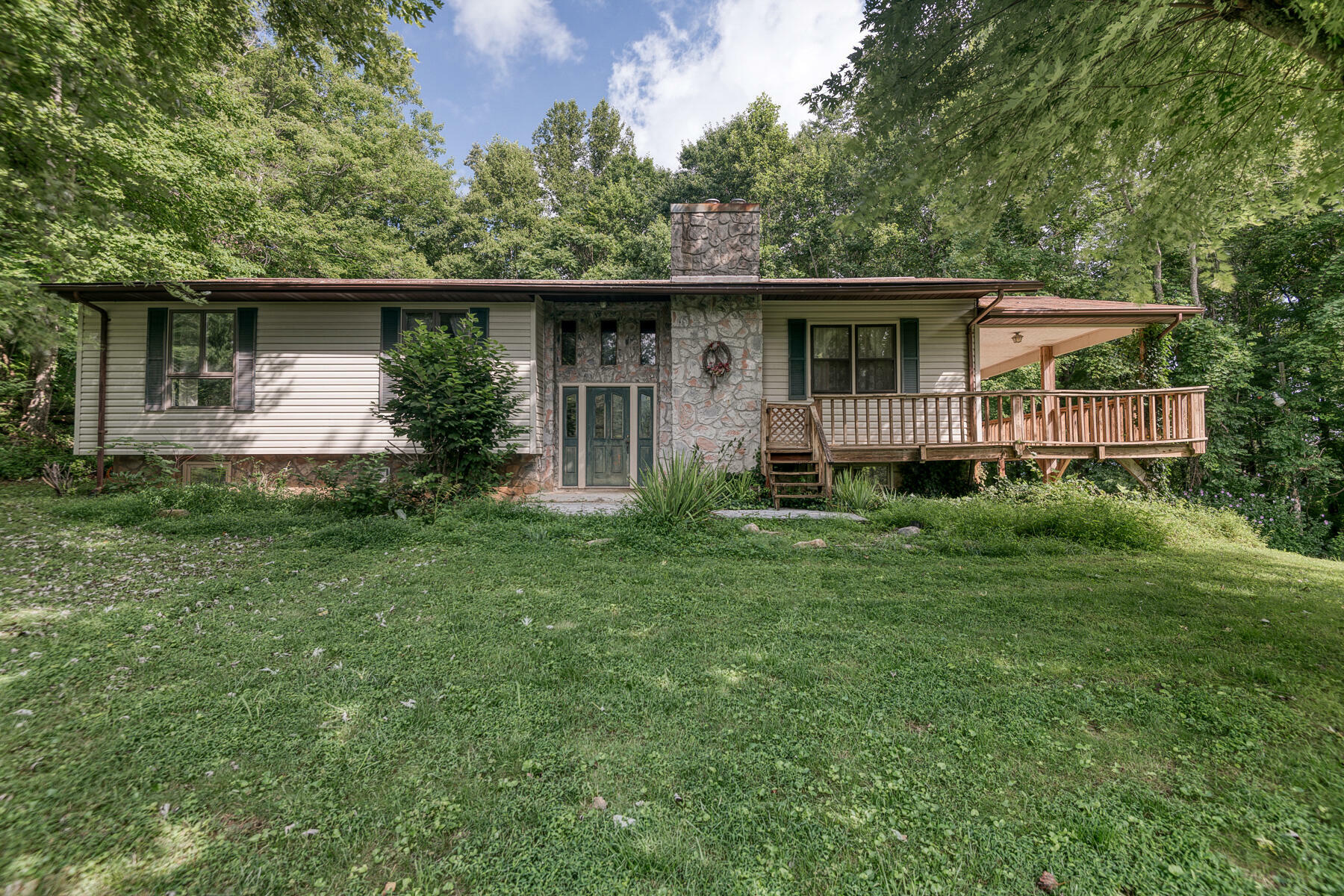 2155 Marbleton Road  Unicoi TN 37692 photo