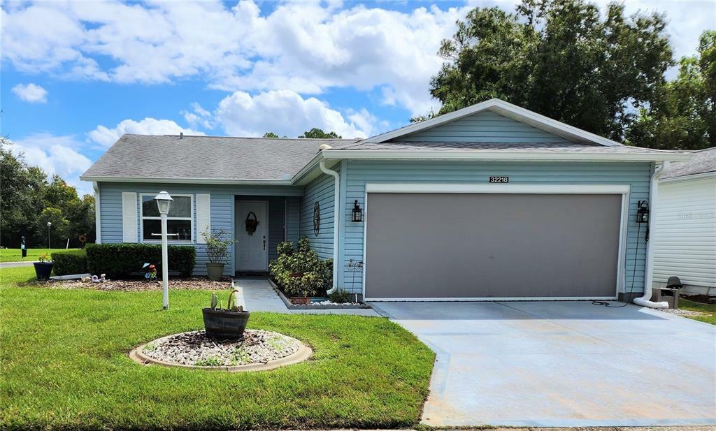 Property Photo:  32218 Sweet Briar Court  FL 34748 