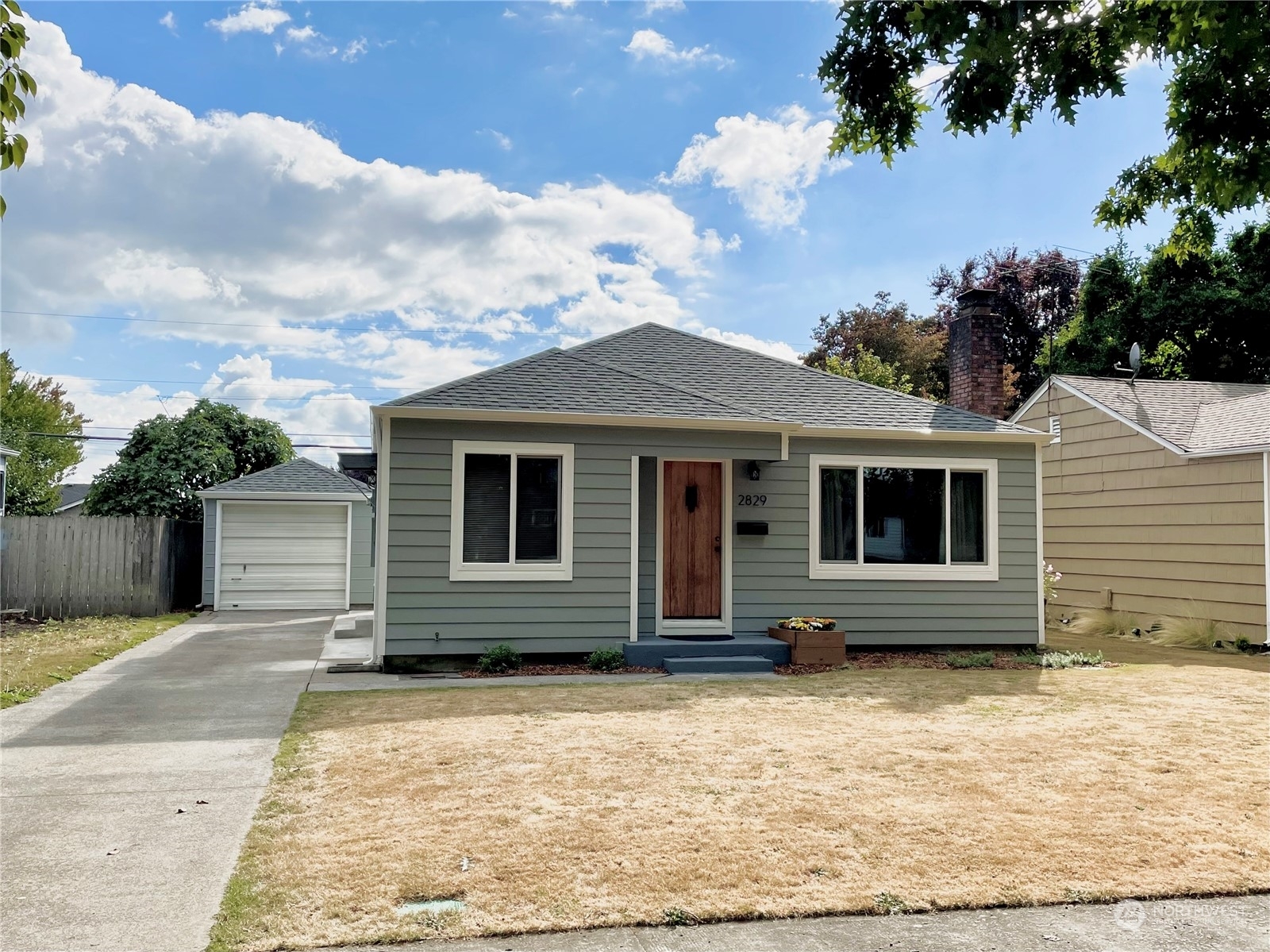 Property Photo:  2829 Louisiana Street  WA 98632 