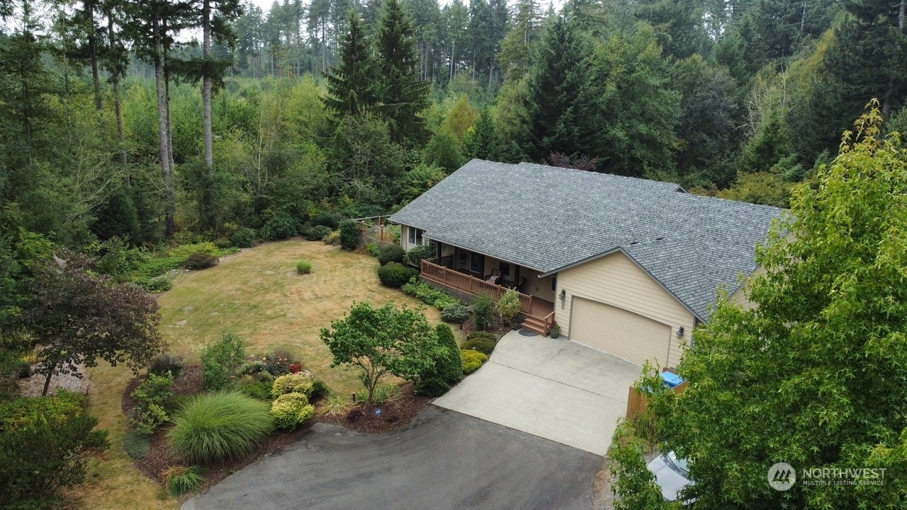 Property Photo:  7715 Woods Estate Lane NE  WA 98506 