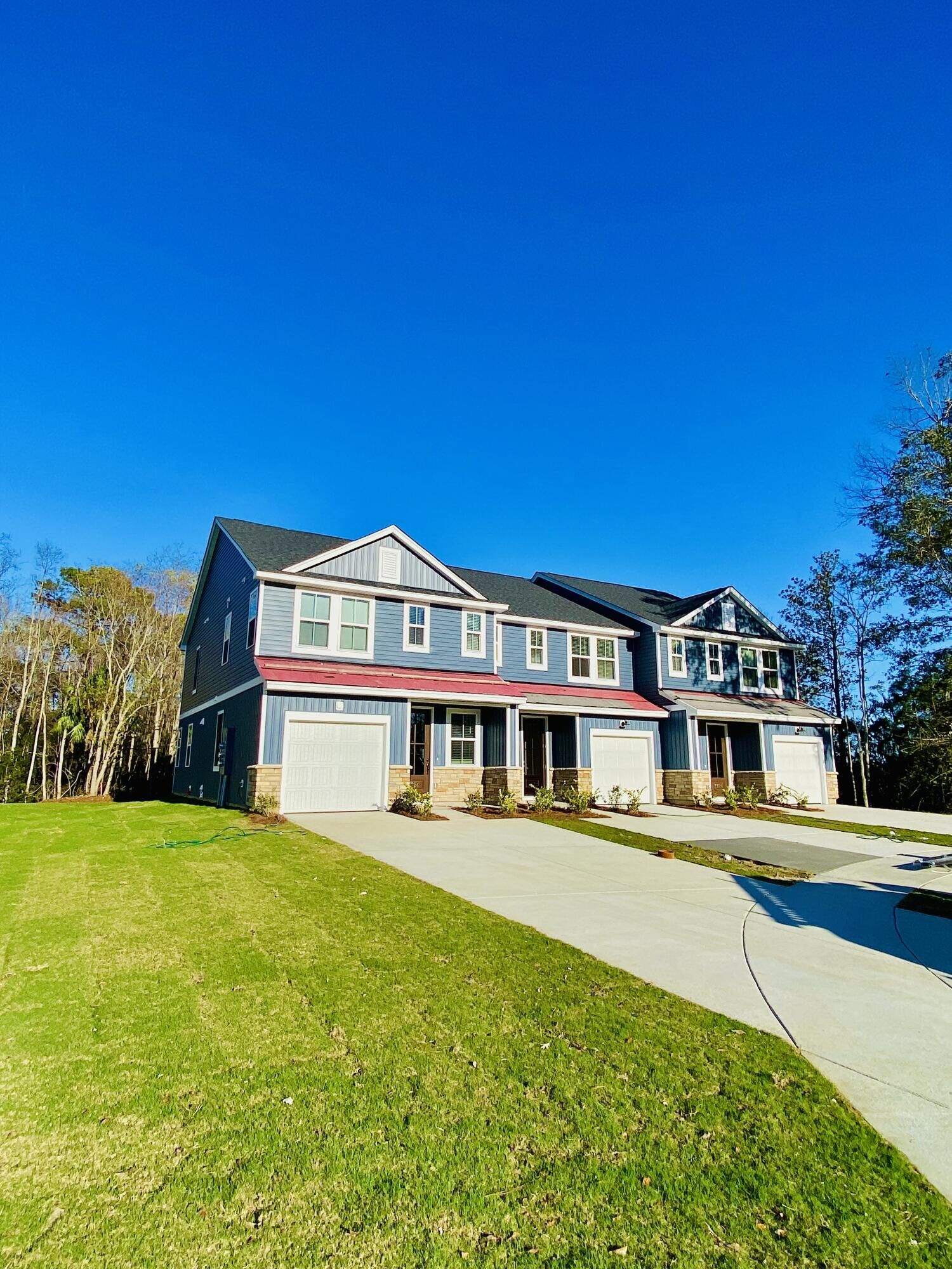 Property Photo:  7724 Park Gate Drive  SC 29418 