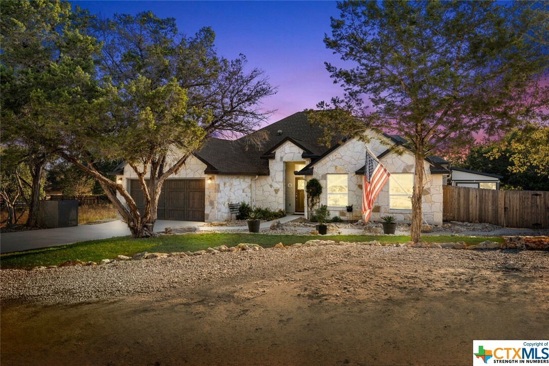 Property Photo:  6 Cedar Valley Court  TX 78676 