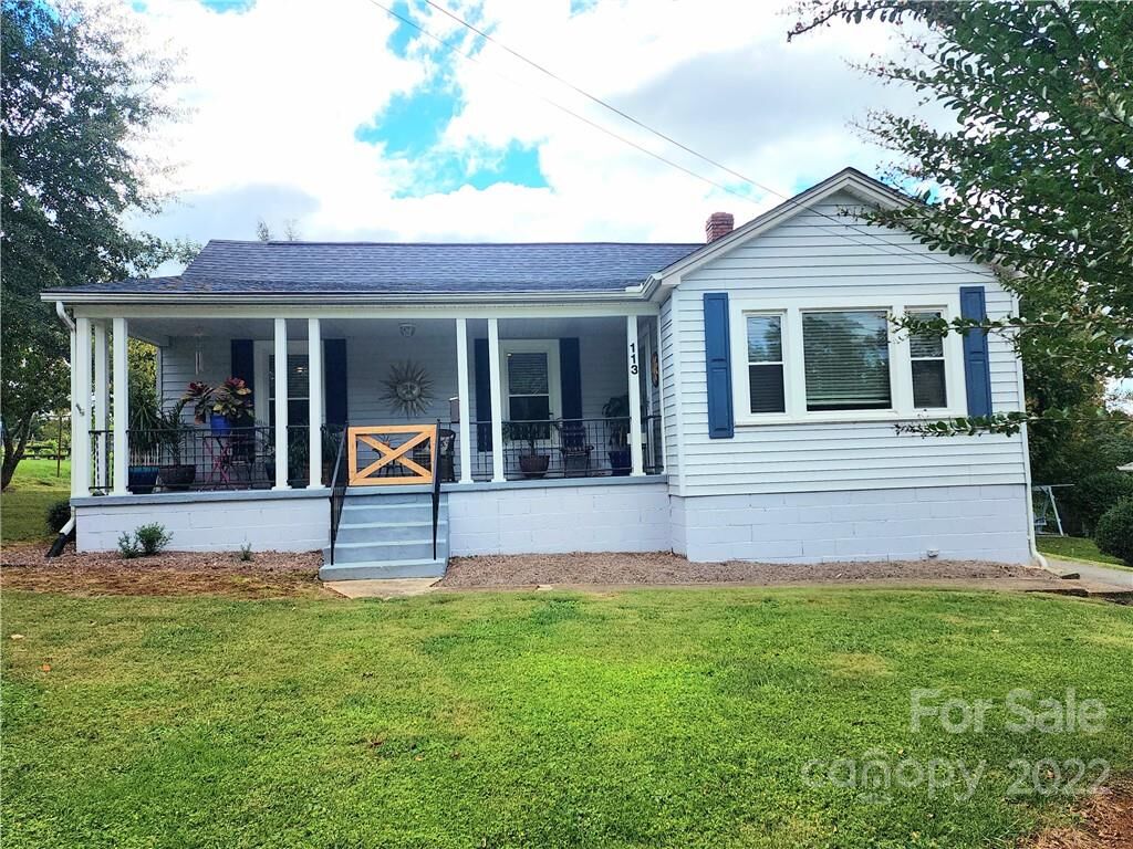 Property Photo:  113 Harris Drive  NC 28655 