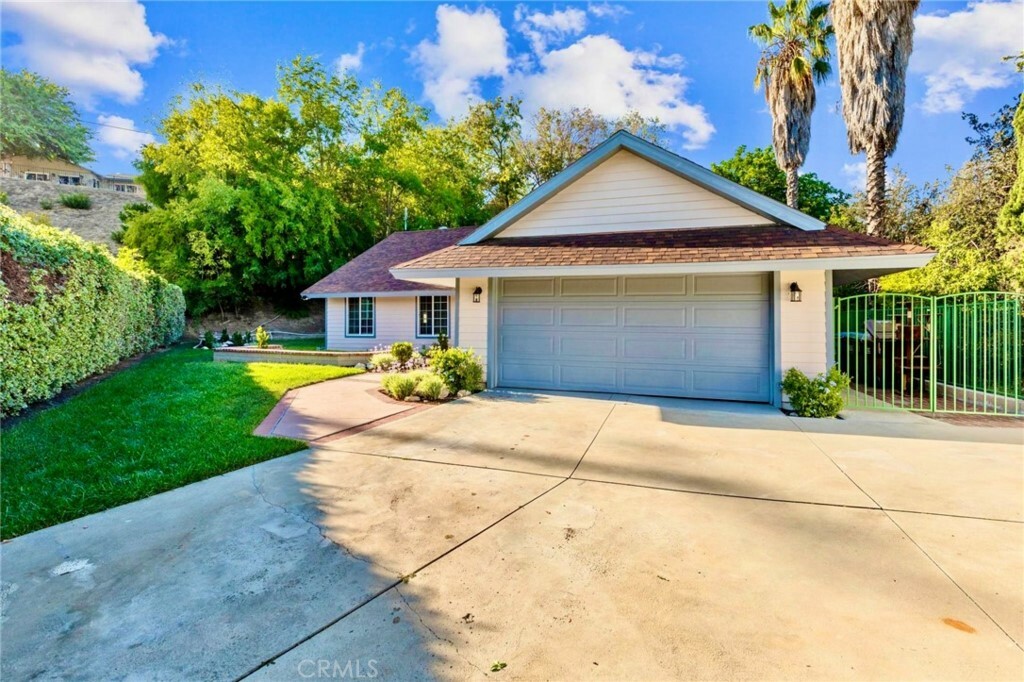 Property Photo:  2600 Genola Drive  CA 91745 