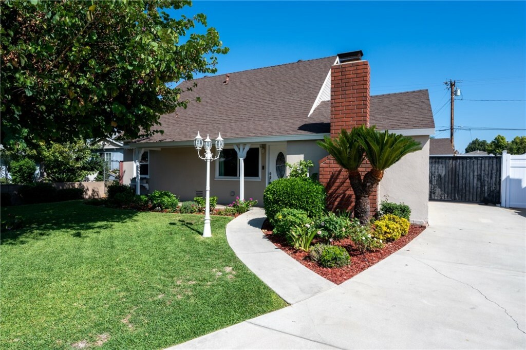 Property Photo:  1182 N Fairvalley Avenue  CA 91722 