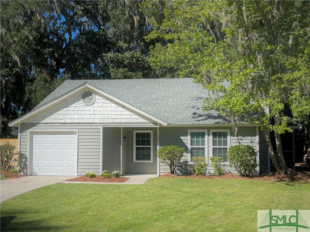 Property Photo:  120 W White Hawthorn Drive  GA 31419 