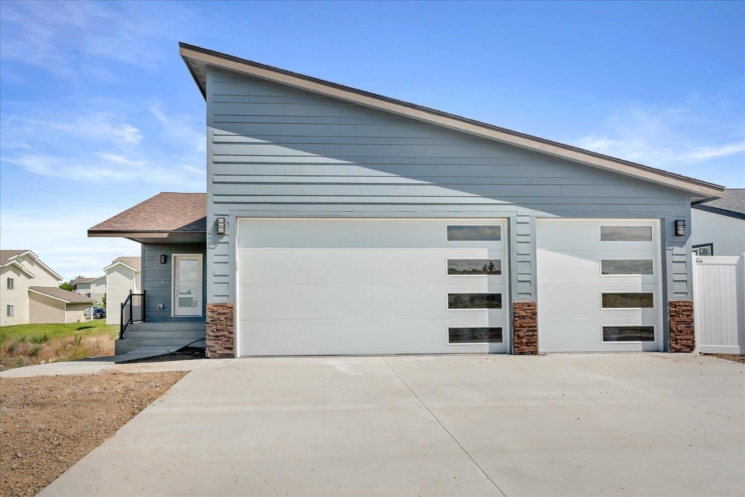 Property Photo:  13518 W 8th Ct  WA 99001 