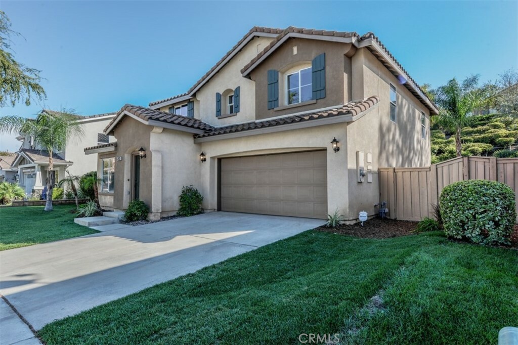 Property Photo:  32039 Meadow Wood Lane  CA 92532 