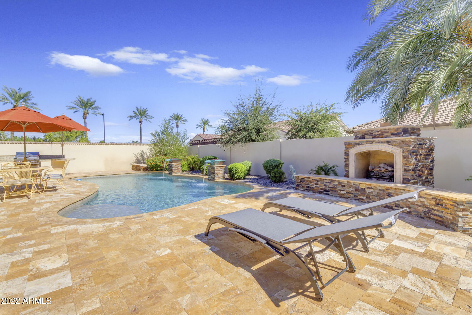 Property Photo:  511 W Kaibab Place  AZ 85248 