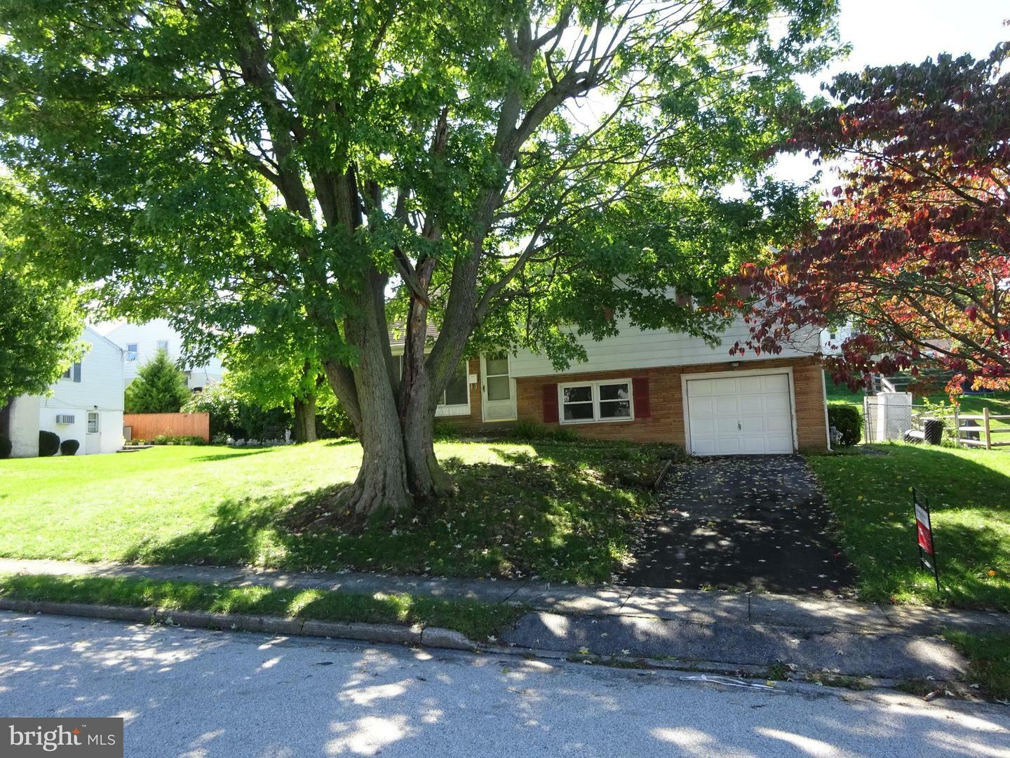 Property Photo:  240 Redwood Road  PA 19406 