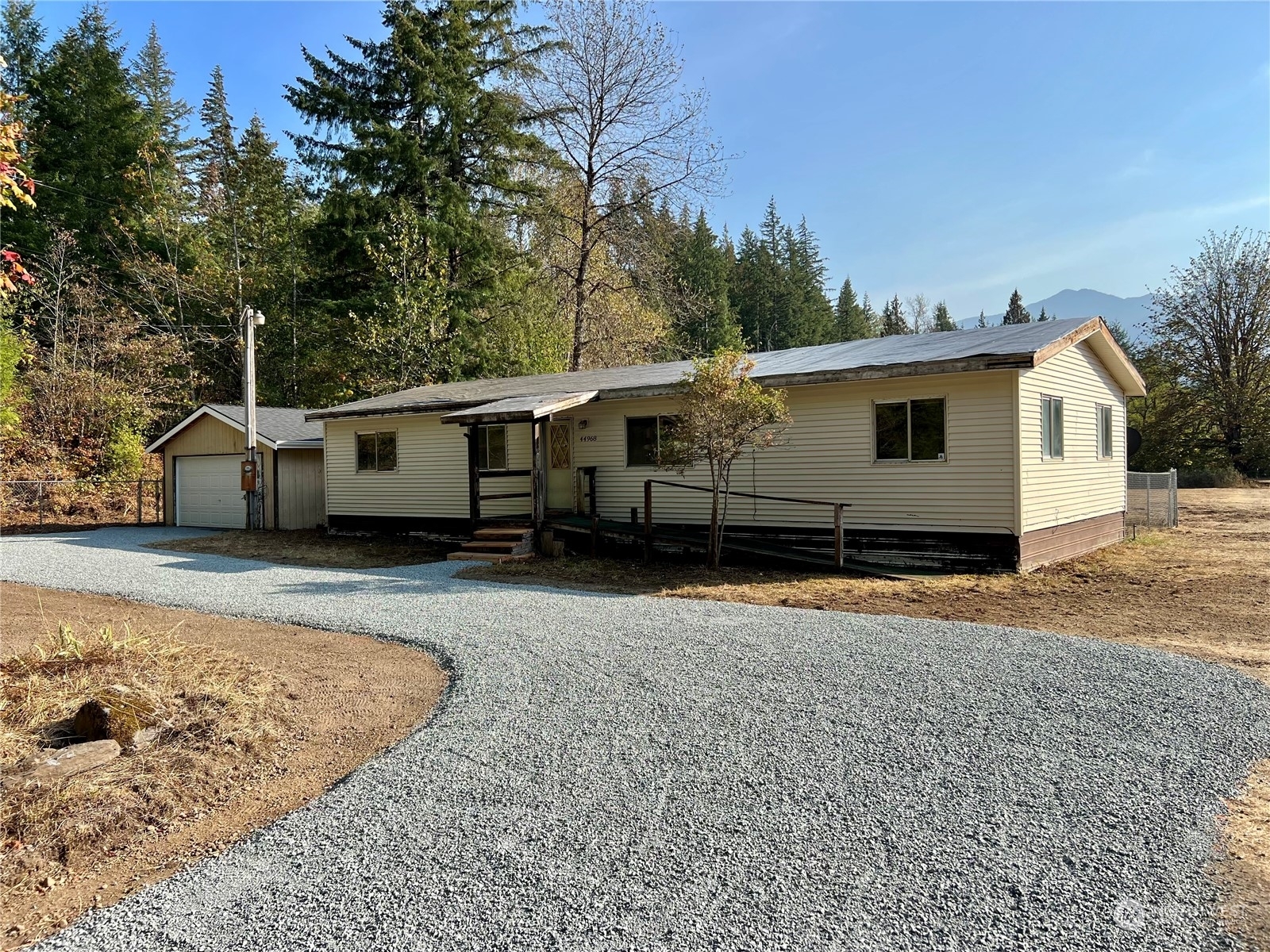 Property Photo:  44968 Compton Lane  WA 98273 