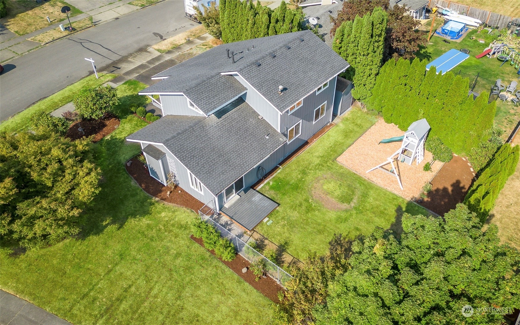 Property Photo:  355 Charwila Lane  WA 98002 