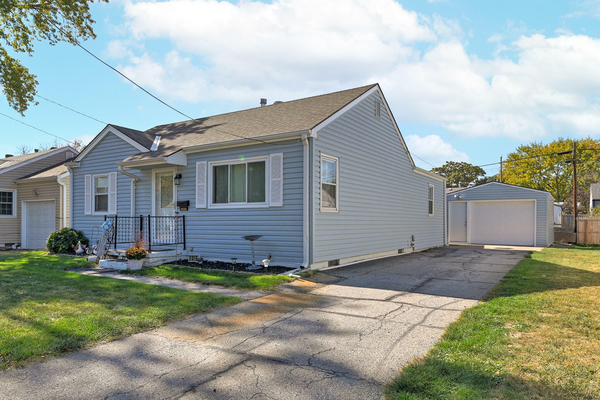 Property Photo:  1016 Pine  Street  IA 51501 