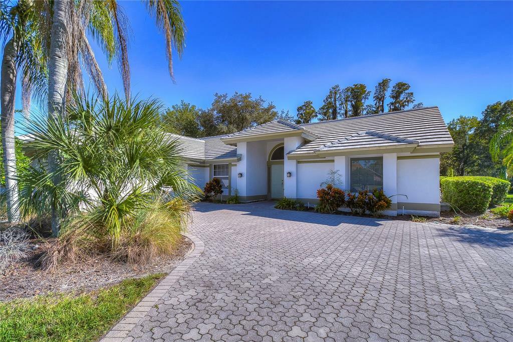 Property Photo:  5129 Pinelake Road  FL 33543 