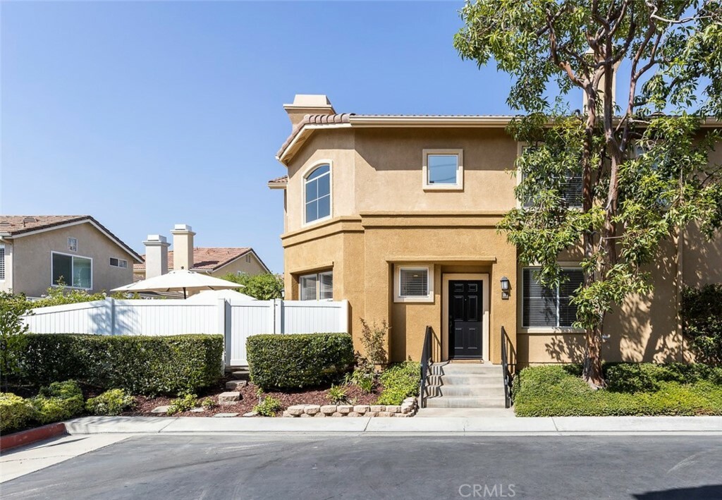 Property Photo:  2760 N Sheffield Drive B  CA 92867 