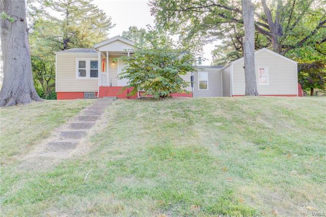 Property Photo:  11460 Lilac Avenue  MO 63138 