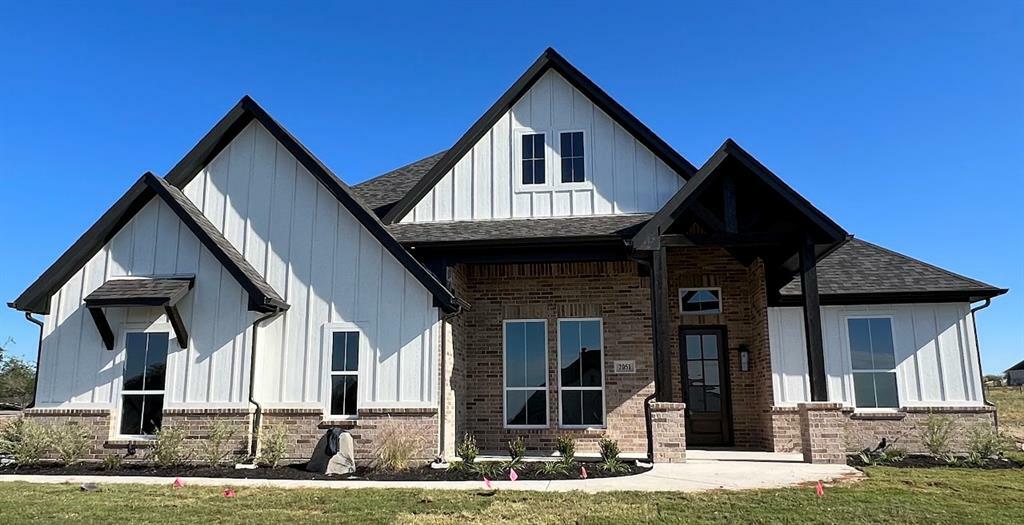 Property Photo: 2051 Sunset Ridge Drive TX 76087