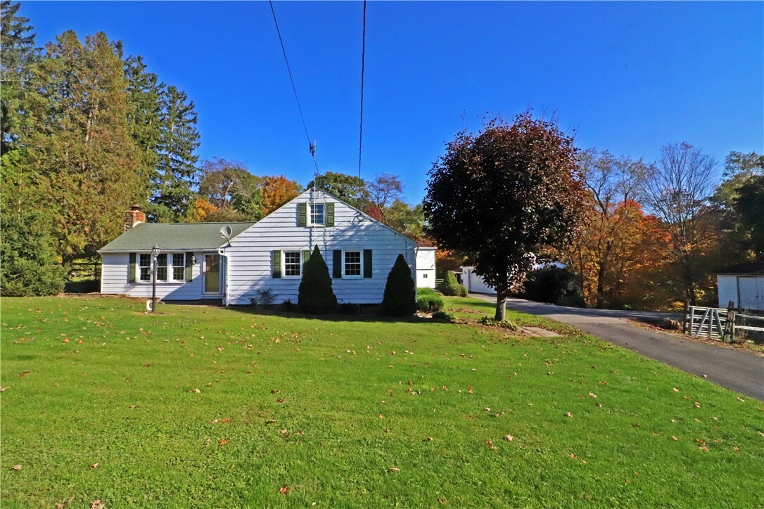 Property Photo:  131 Eicher Lane  PA 15658 