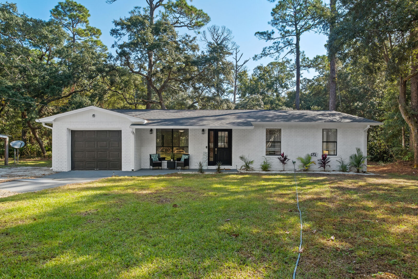 Property Photo:  3308 Lowery Drive  FL 32566 