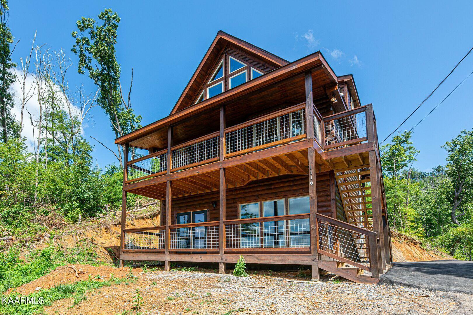 Property Photo:  1116 Pine Top Lane  TN 37738 