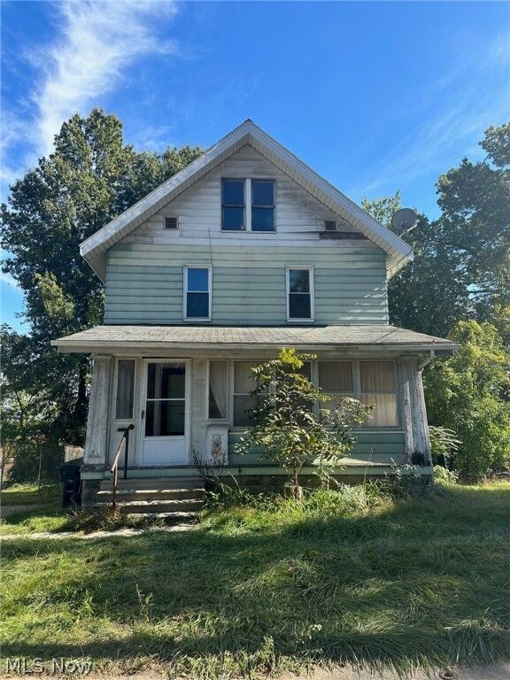 Property Photo:  1111 East Avenue  OH 44307 