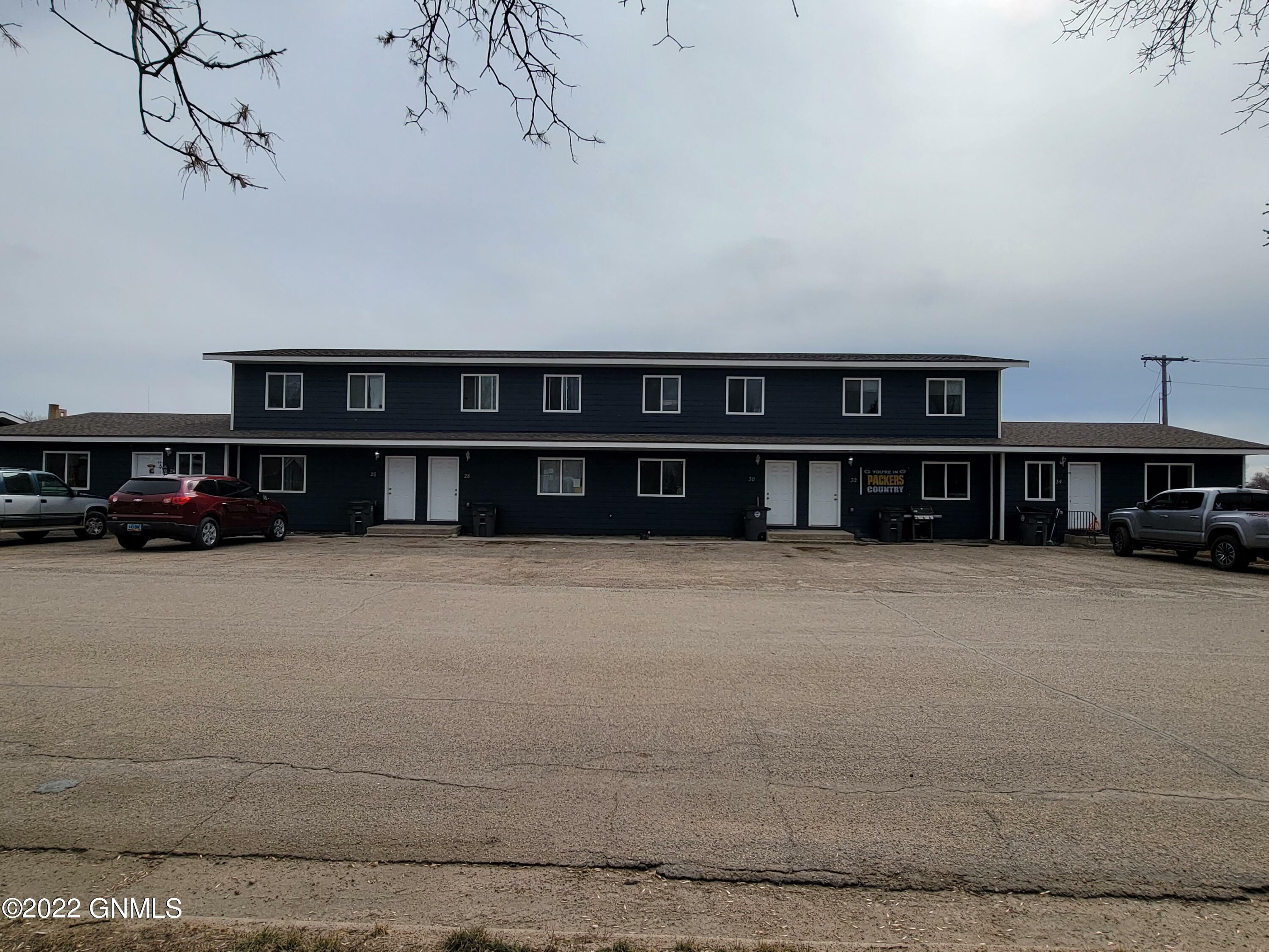 Property Photo:  18 4th Avenue NW  ND 58730 