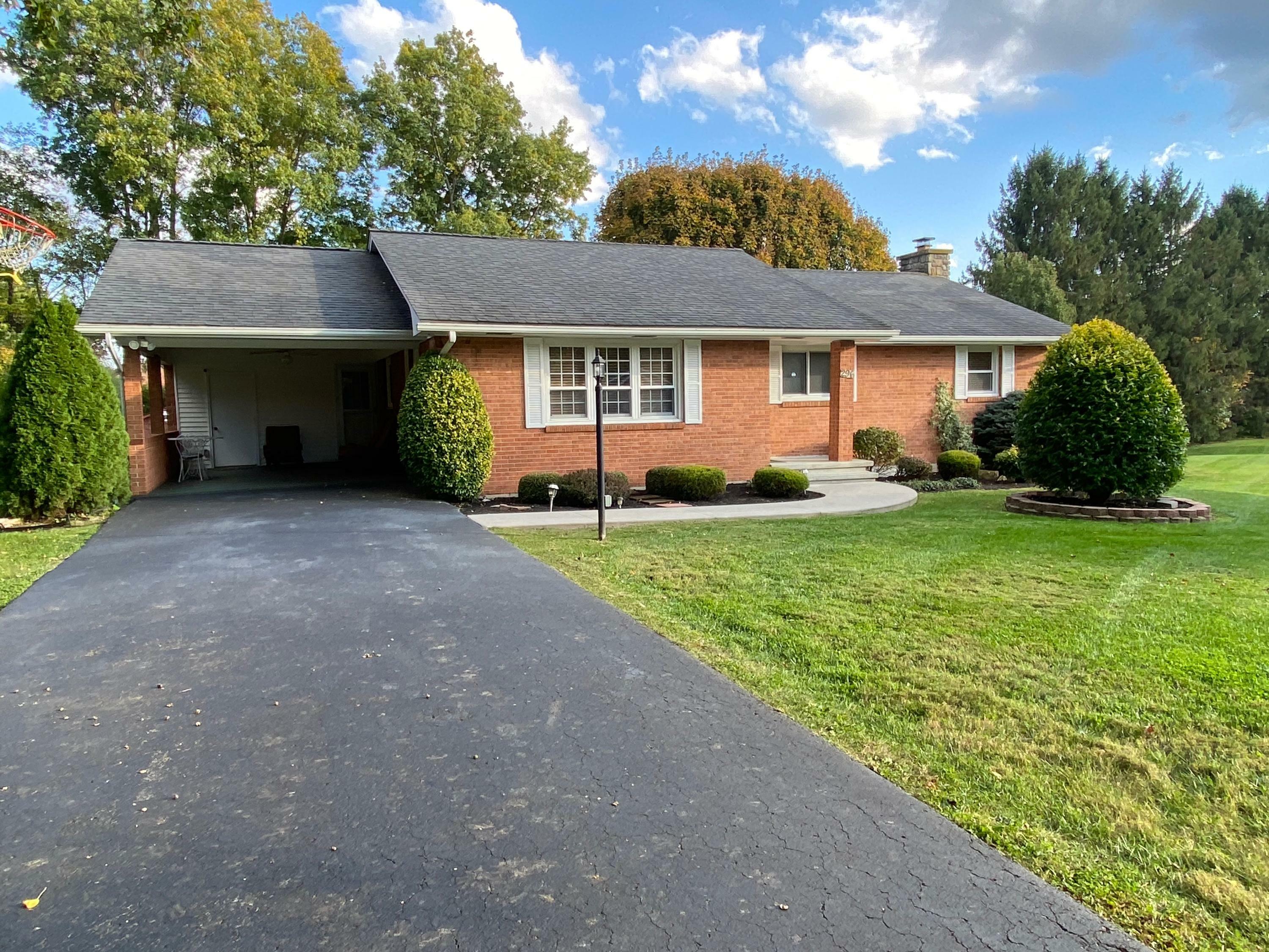 Property Photo: 296 Mayapple Trl WV 24901