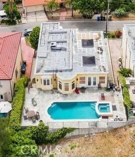 Property Photo: 5230 Calatrana Drive CA 91364