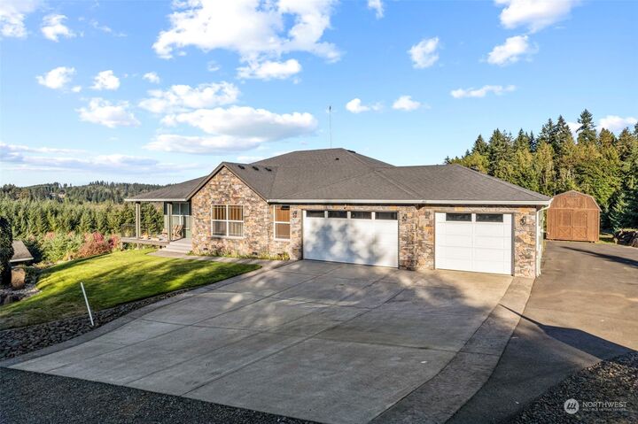 Property Photo:  136  Cranberry Road  WA 98611 