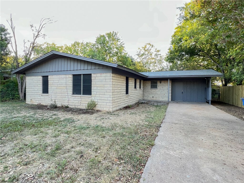 Property Photo:  5906 Mojave Drive  TX 78745 