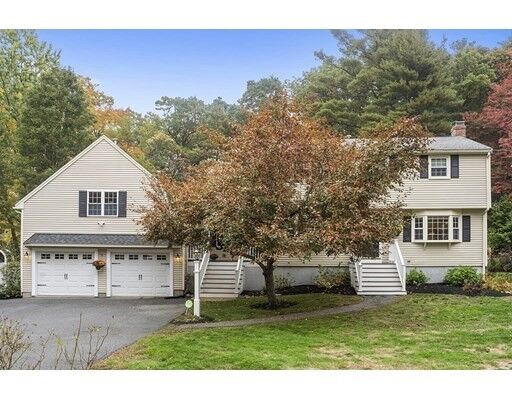 Property Photo:  10 Foster Rd  MA 01876 