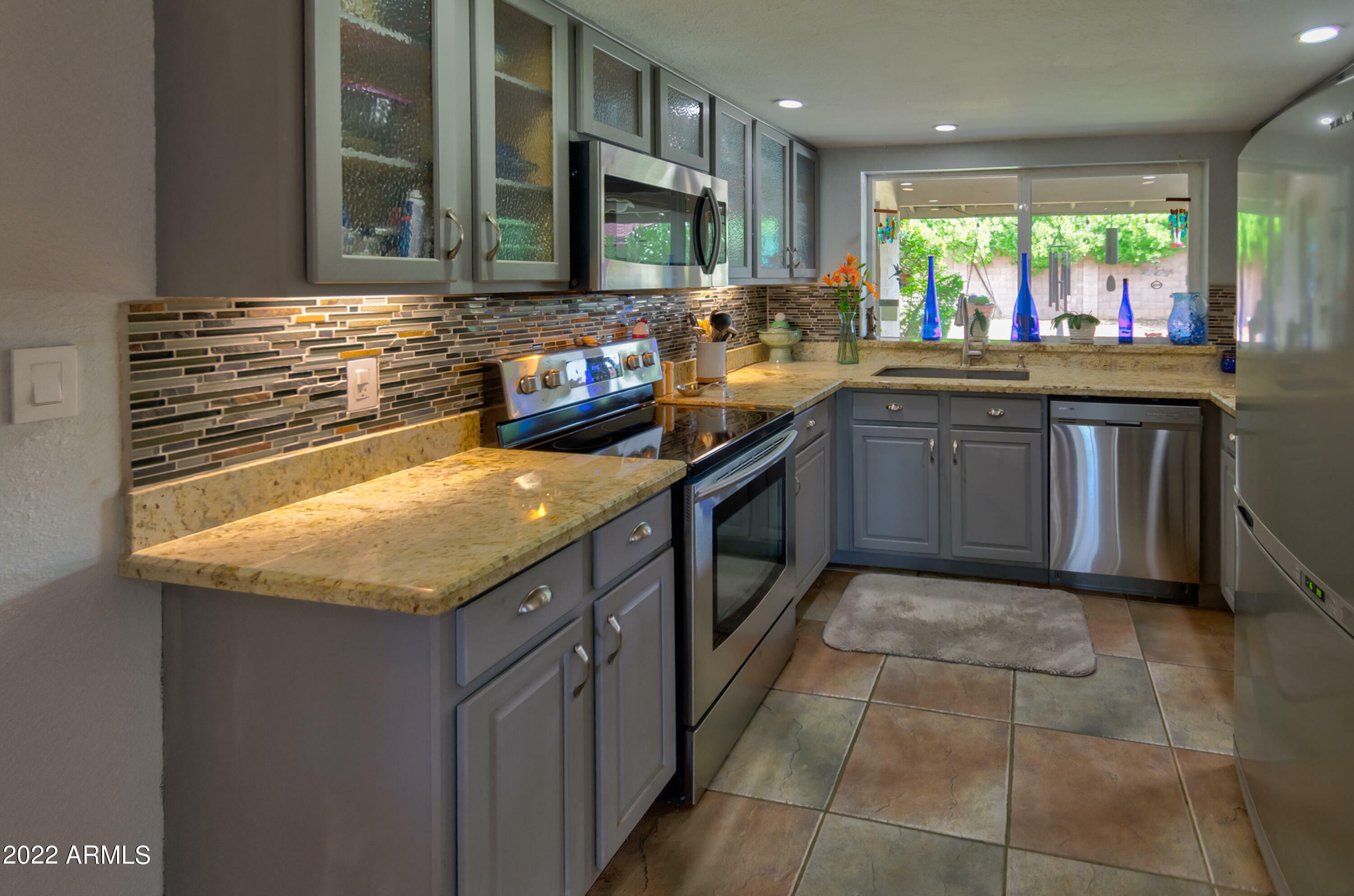Property Photo:  308 E Le Marche Avenue  AZ 85022 