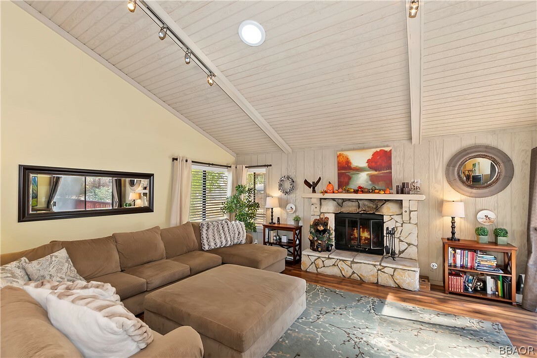 Property Photo:  415 Tanglewood Drive  CA 92314 