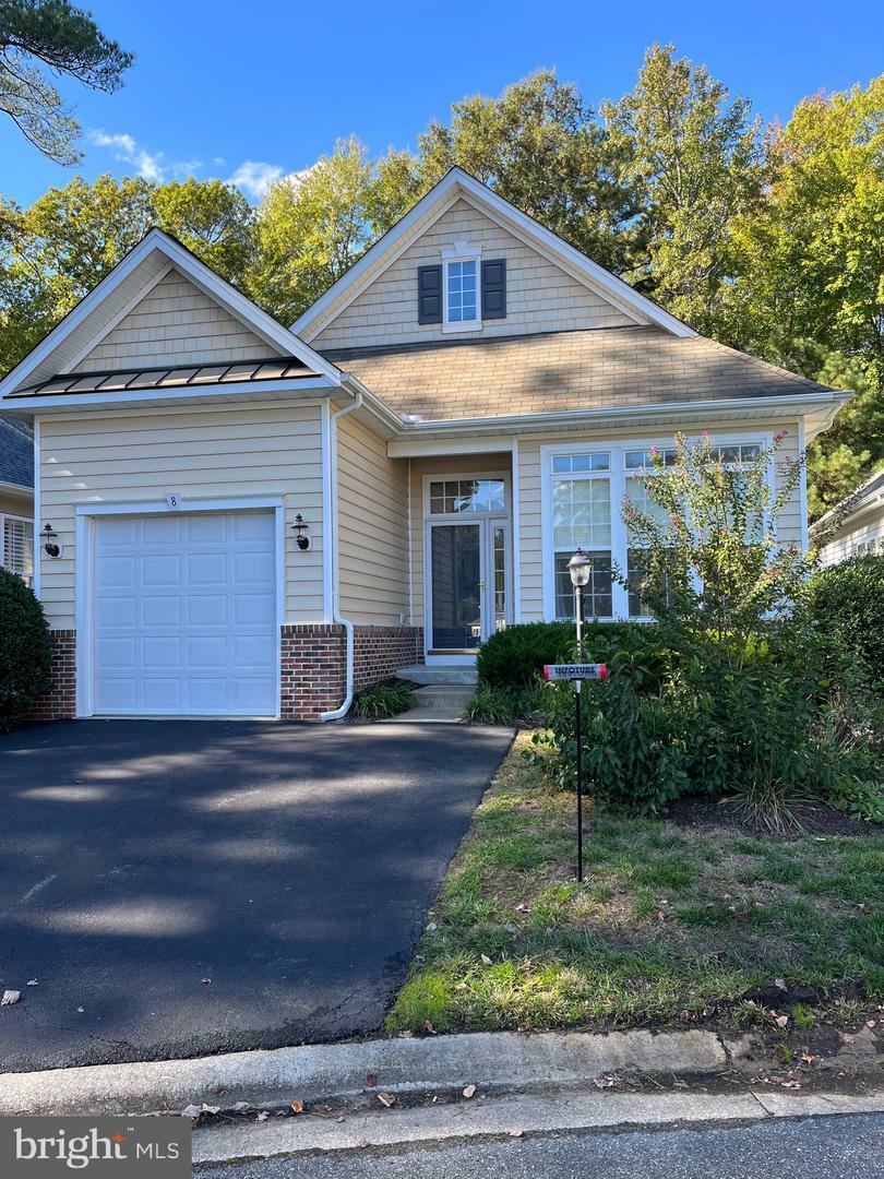 Property Photo: 8 Brush Island Court MD 21811