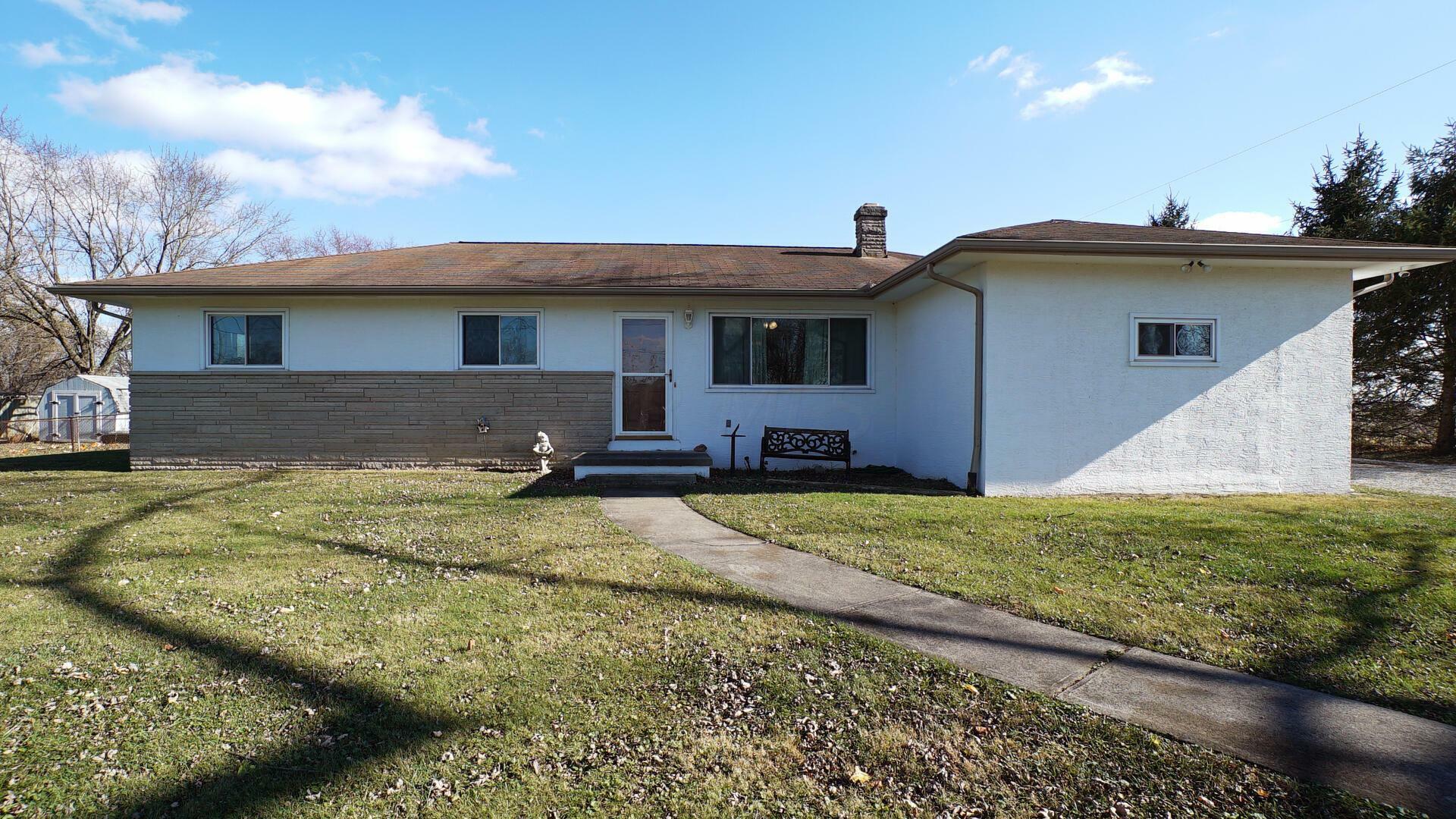Property Photo: 414 Alton Road OH 43119