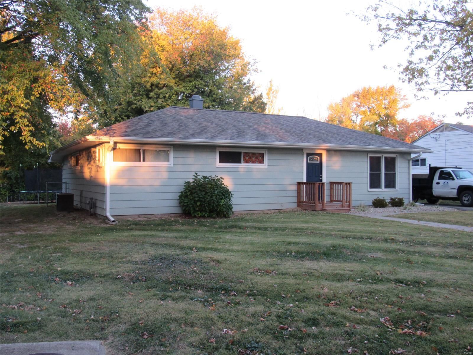 Property Photo:  3402 Forsyth Pl.  IL 62035 