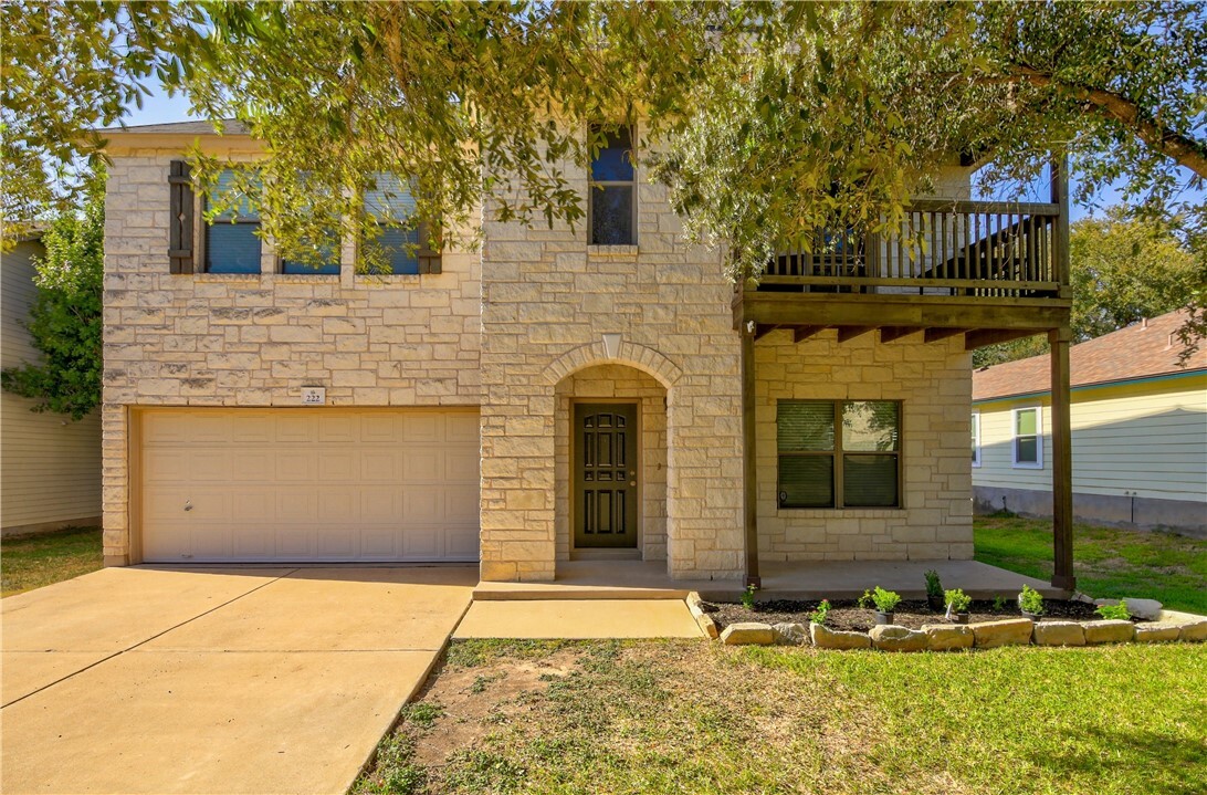 Property Photo:  222 Woodlake Drive  TX 78633 